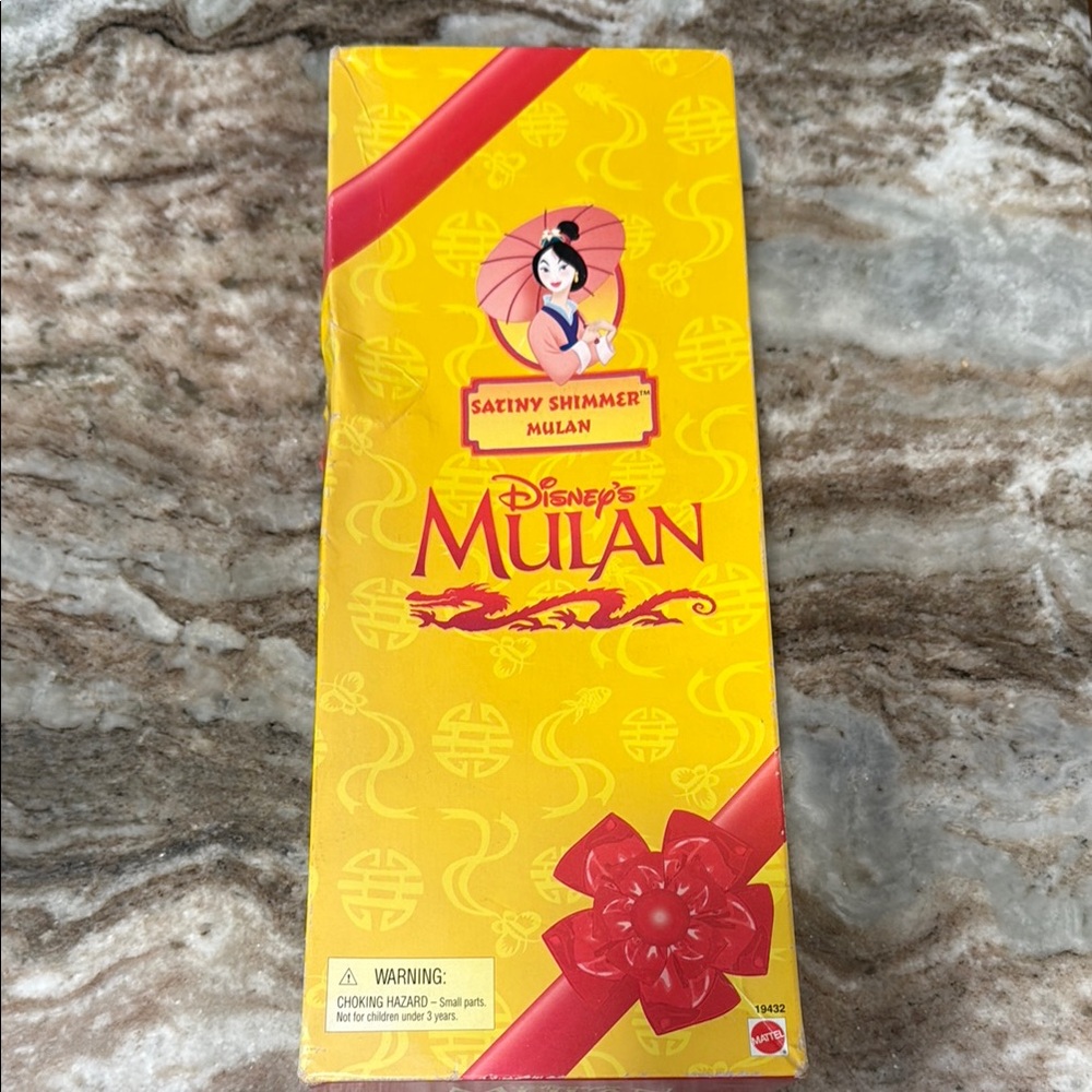 Disney Mulan Satin Shimmer Doll - Yellow and Red